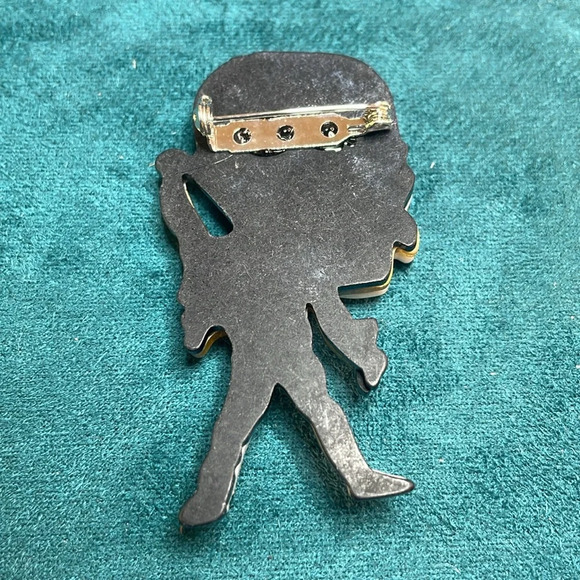 Acrylic Freddie Mercury Brooch - Picture 3 of 4